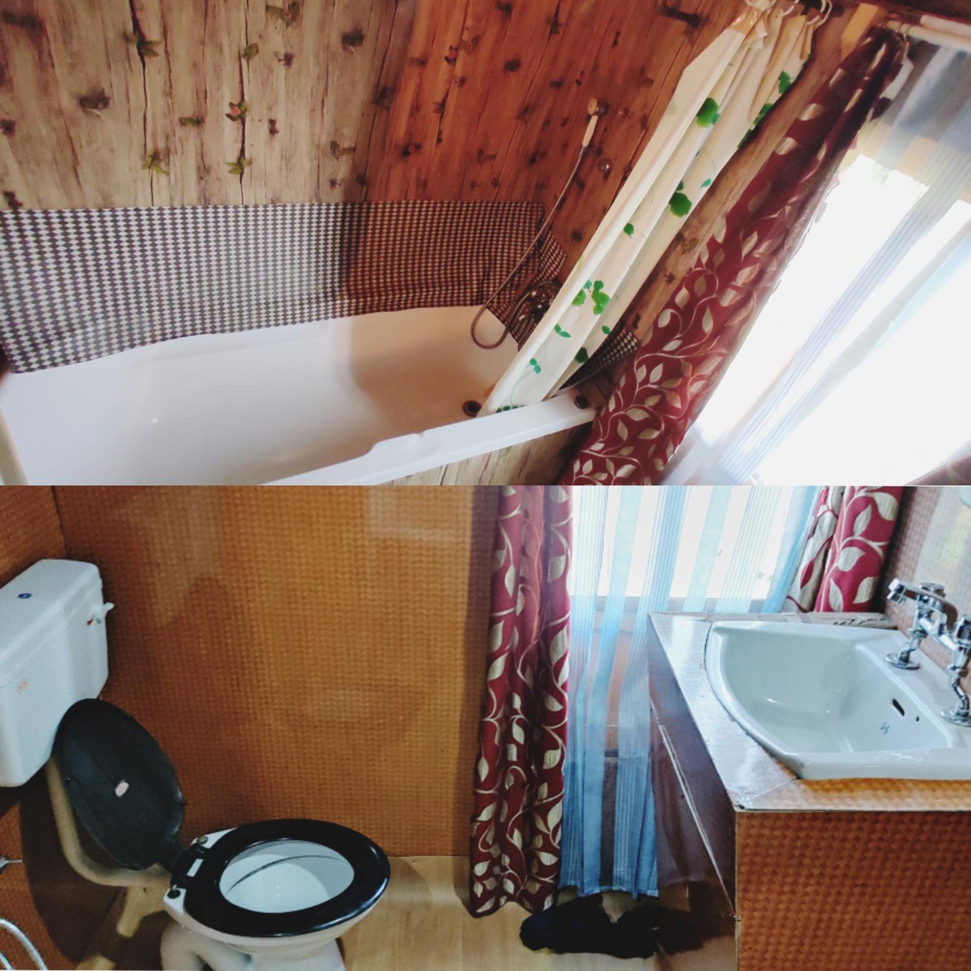 Houseboat Wild Rose Hotel Srīnagar Buitenkant foto